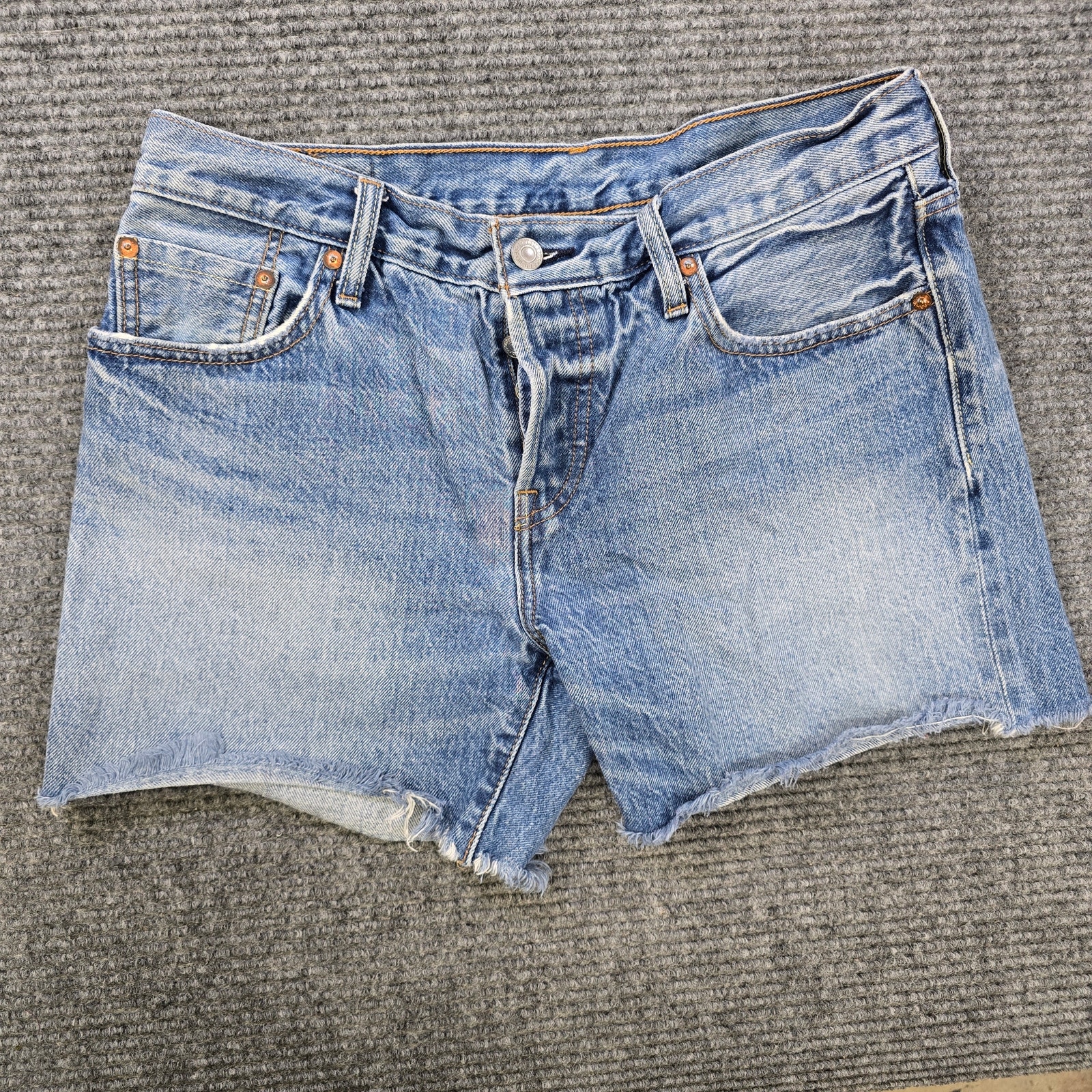 Levis 501 Ct Jean Shorts Womens 31 Blue Button Fly Raw Hem